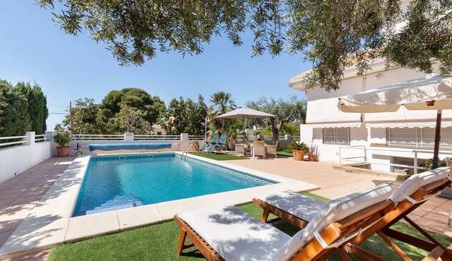 Ground Floor (-1) Apartment in Chalet with Pool (Near the Beach)