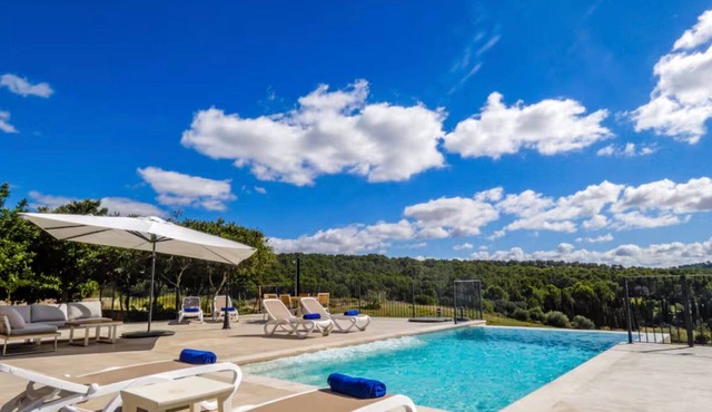 Holiday Home 'Son Pons' with Mountain Views, Wi-Fi & Air Conditioning