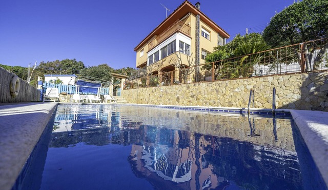 HomeHolidaysRentals Chamorro - Costa Barcelona