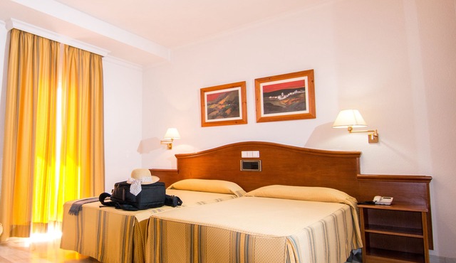 Hotel Abades Loja