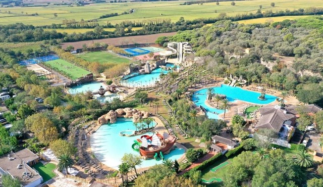 Hotel Clipper - EL DELFÍN VERDE RESORTS - Platja de Pals