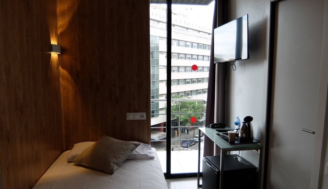 HOTEL MEDICIS