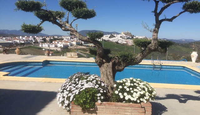House overlooking olvera and pool in Olvera