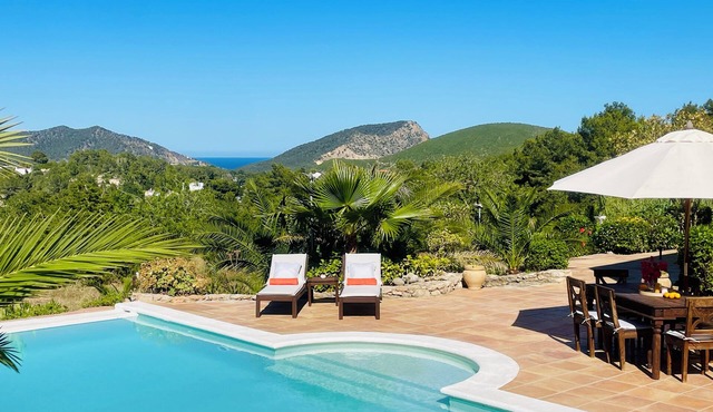 Ibiza-Peacefull Villa with Pool near Ibiza