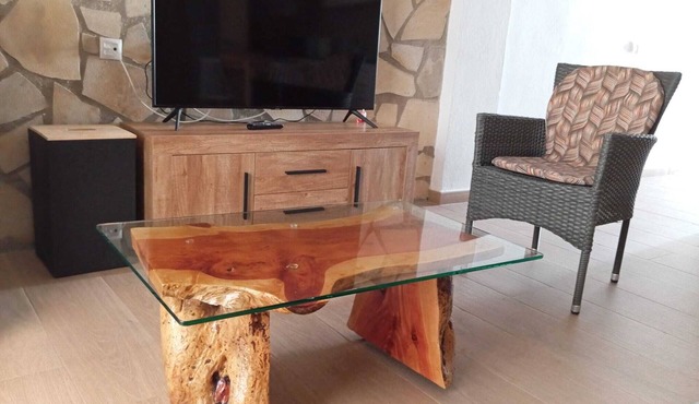 La Casita is located in a village in the mountains of Cuenca. Pets are allowed.