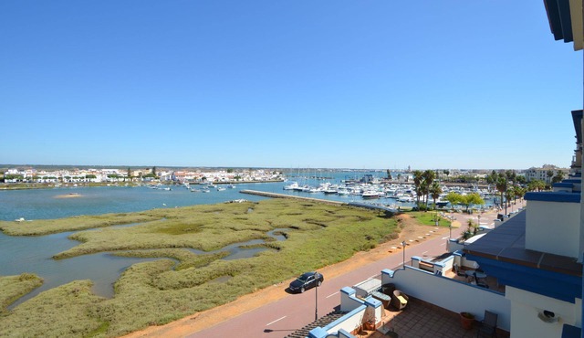 La Marina 2 41 - Two Bedroom Apartment, Sleeps 5