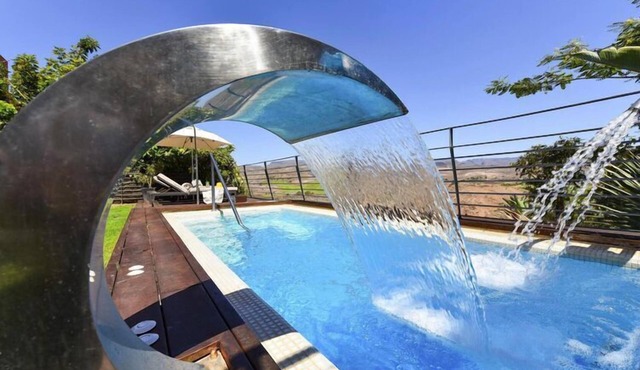 Luxurious holiday home with pool in Maspalomas