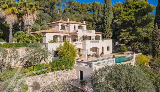 Luxury Villa Panoramic Sea View in Nice