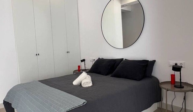 Modern Apartment with Patio & Two Bathrooms