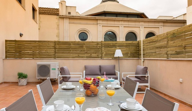 Near Barcelona and next to the beach, Matarolux28