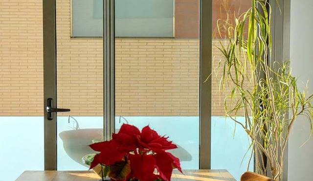 OFERTAS - FANTASTICO APARTAMENTO AL LADO DEL MAR, 35 MINUTOS FROM BARCELONA