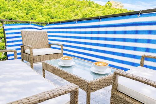 Penthouse - Balcony - Private Beach - Pool