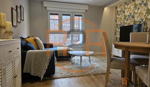 R2R - Apartamento céntrico de 2 dormitorios en Gijón - 1A126