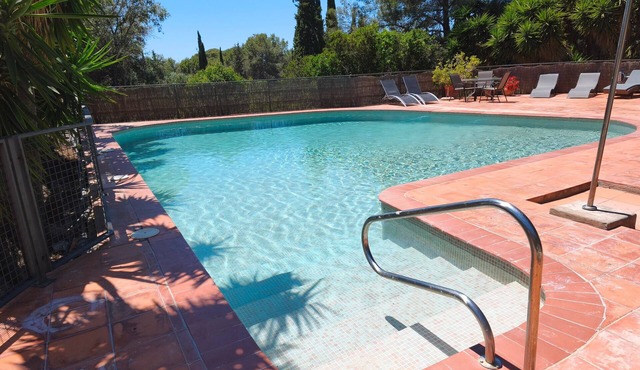 Rural House 'Els Cucons' with Sea Views, Wi-Fi and Air Conditioning