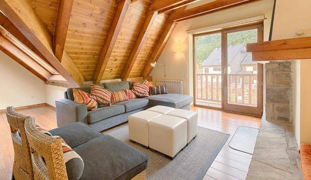 Saplan Real Estate TERMAS in Les