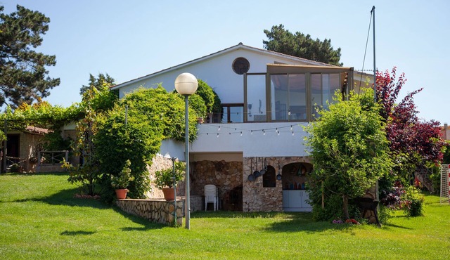 Self catering Can Bernadí for 20 people