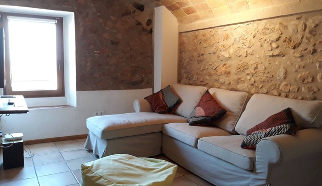 Self catering Turisme Rural Cal Pastor d'Albons for 6 people