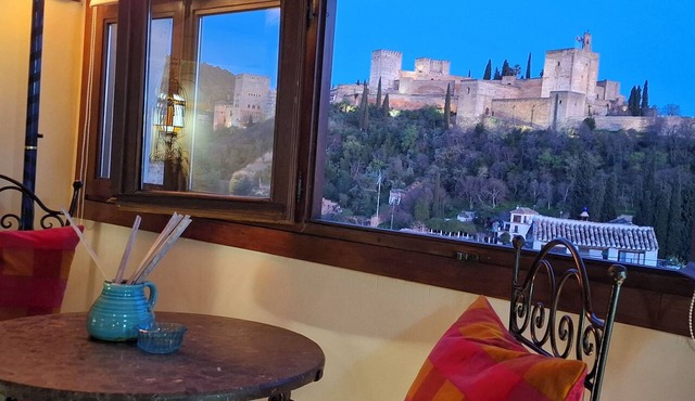 Spacious Attic Penthouse with Terrace and Full Views of the Alhambra in Granada