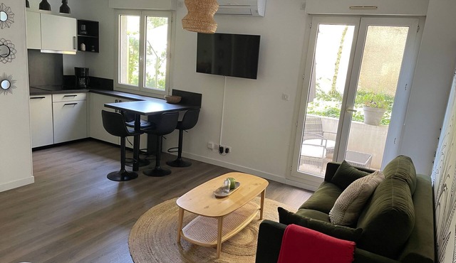 Studio with private outdoor living in Part Dieu in Lyon