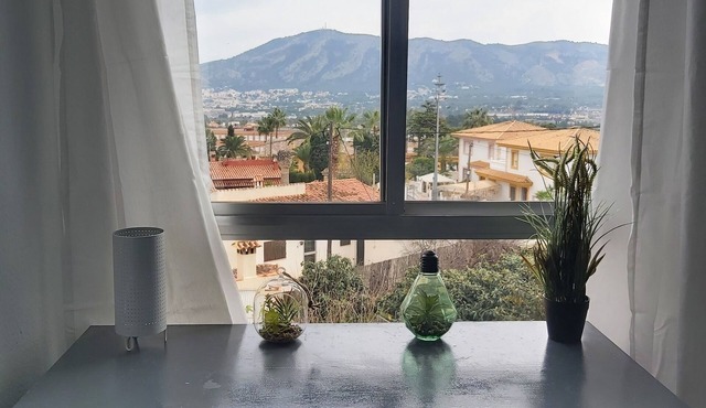 Stunning views from spacious 2 bedroom apartment