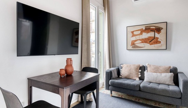 Stylish Sagrada Familia 2BR, by Blueground