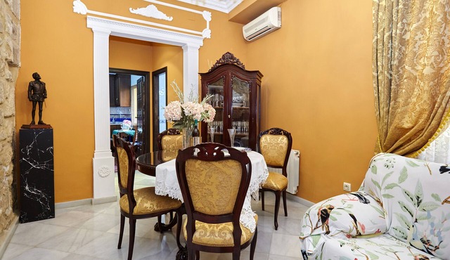 Vacation Home "Caldereros 11" with Private Terrace, A/C & Wi-Fi
