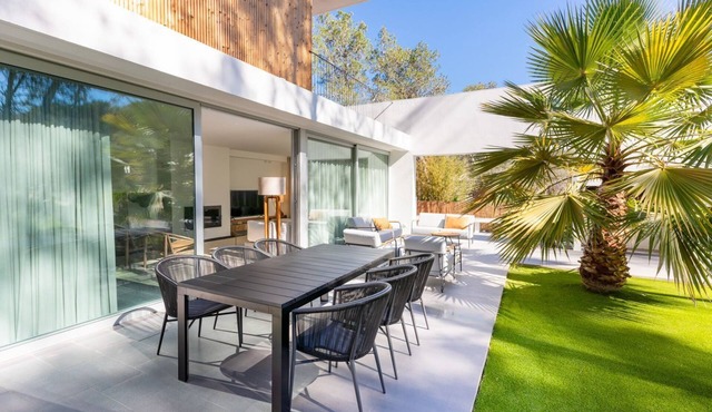 Villa Angeles I - Five Bedroom Villa, Sleeps 12