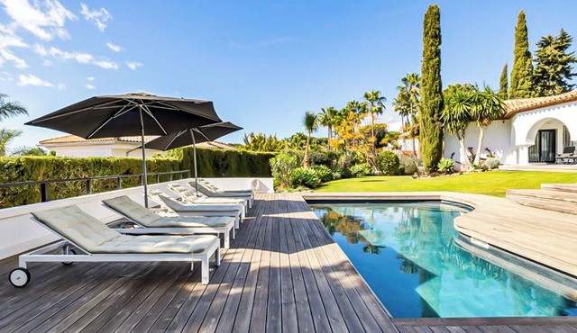 Villa Cisne - Five Bedroom Villa, Sleeps 10