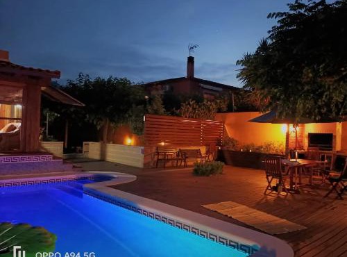 VILLA DU LAC spéciale pour famille avec enfant in Ríudecañas