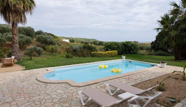 Villa 'Ensueño' with Sea View, Wi-Fi and Air Conditioning