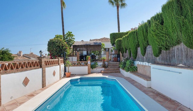 Villa Tia in Torremar: Private Pool and Garden for 6 Guests