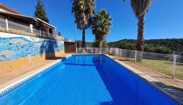 Villa Xaloc · 6 bedrooms · 9 beds · 3 baths