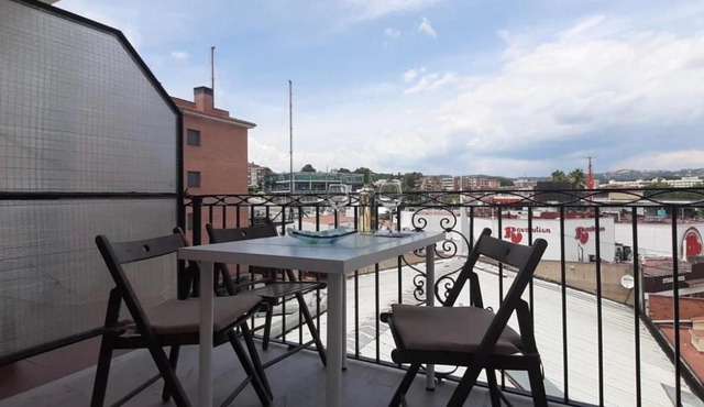 White Apartment in Lloret de Mar