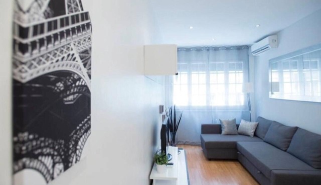 Wohnung mit Privatparkplatz by Interhome
