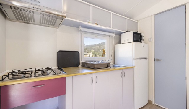 Wonderful Holiday Home Móvil Home Grande 1 in Alòs de Balaguer