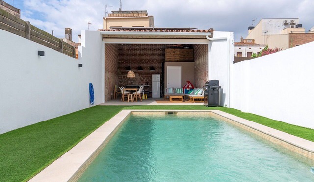 Wonderful villa for 7 guests with WIFI, A/C, private pool, TV and patio