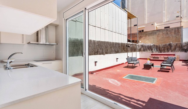 Your Ultimate Gràcia Escape: Two Private Apartments, One Seamless Experience!