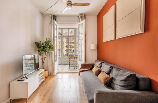 Paseo de Gracia sunny and large 4 bedrooms