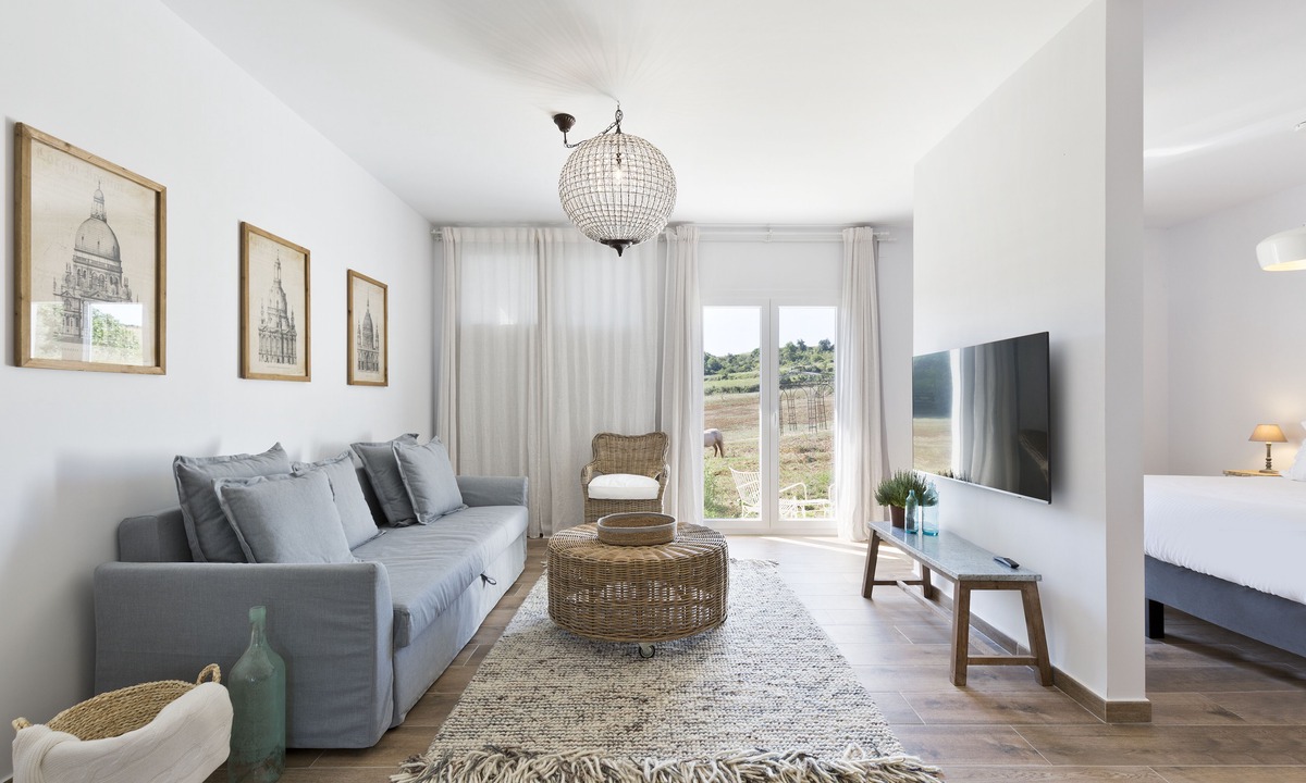 Sant Llorenc d'Hortons Hotel | Masia Can Rovira