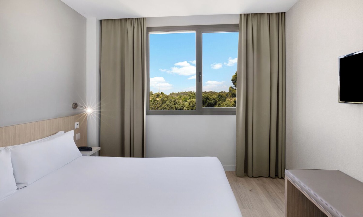 Sant Cugat del Valles Hotel | B&B Hotel Barcelona Sant Cugat