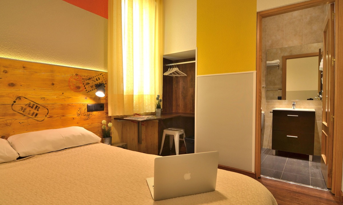 Literary Quarter Hostel | Far Home Atocha