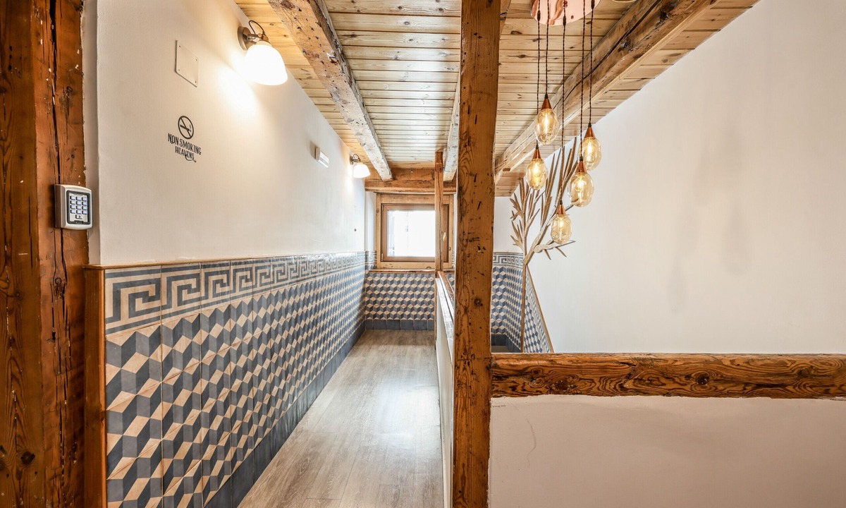 Malasana Apartment | Beautiful Renovated Loft in the center 8