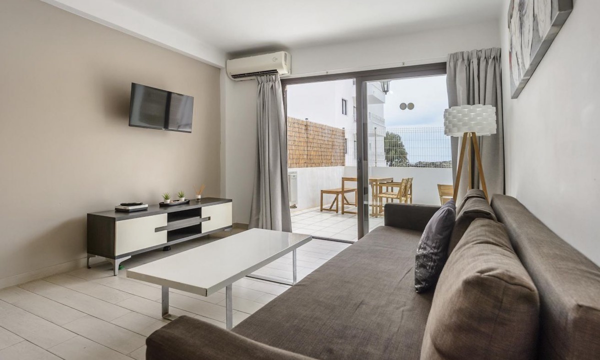 Figueretas Apartment | Esmeralda apartment in Ibiza! 101
