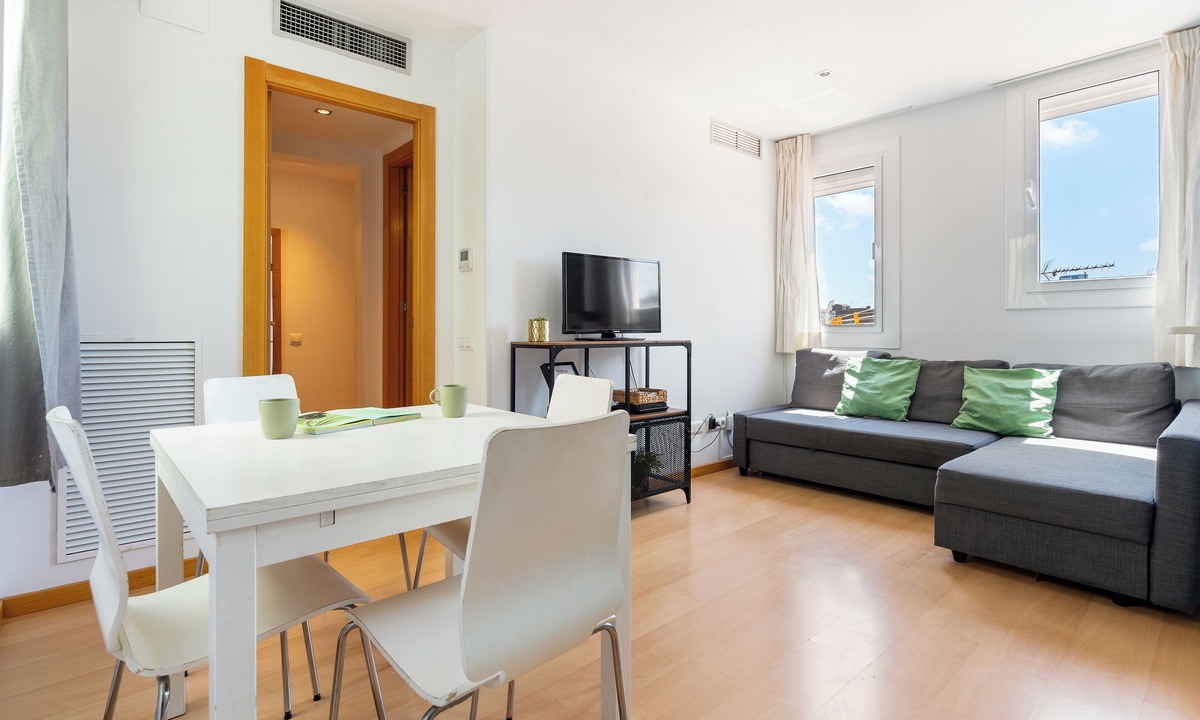 la Vila de Gracia Apartment | Bright duplex, consisting of two joined flats (two bedroom + studio) that fit 5 people