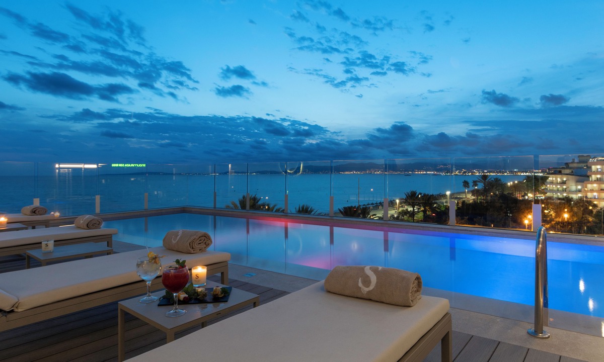 Les Meravelles Apartment | Pure Salt Residences