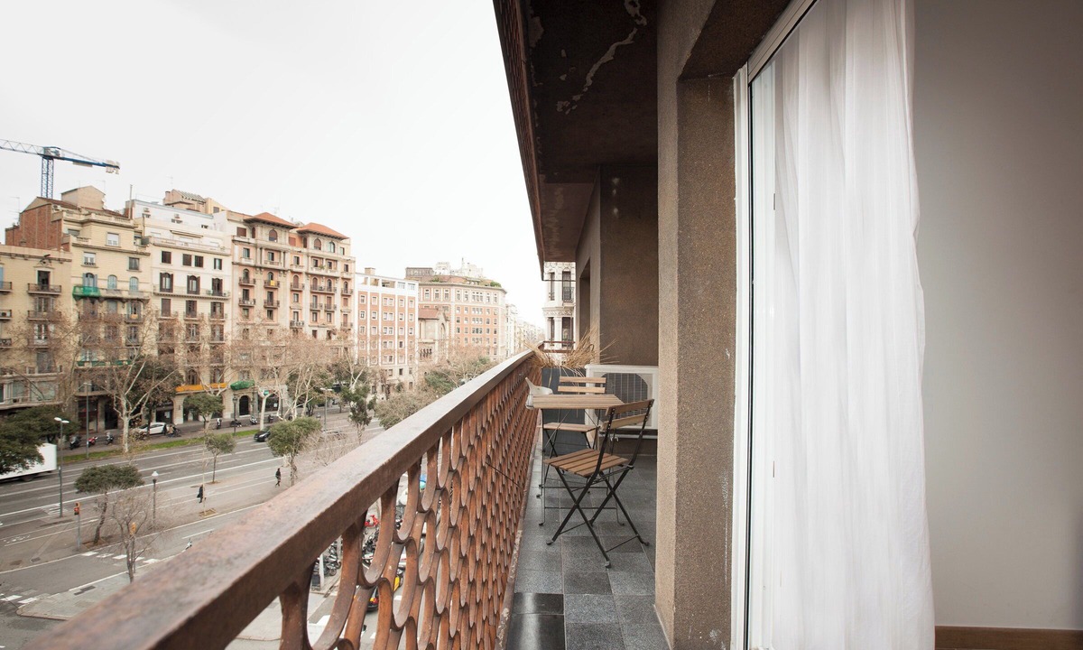 Eixample Apartment | Diagonal/Paseo de Gracia 2 pax