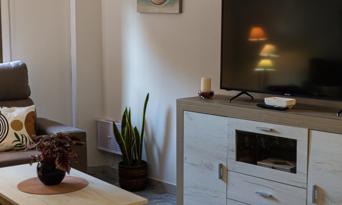 La Trinidad-San Juan y Todos los Santos Apartment | Parking. Entre Patios Centro