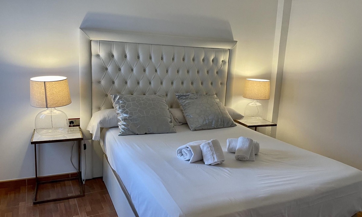 La Catedral Apartment | El Rincón de la Mezquita 1 - Cozy Apartment in Cordoba's Historic Jewish Quarter