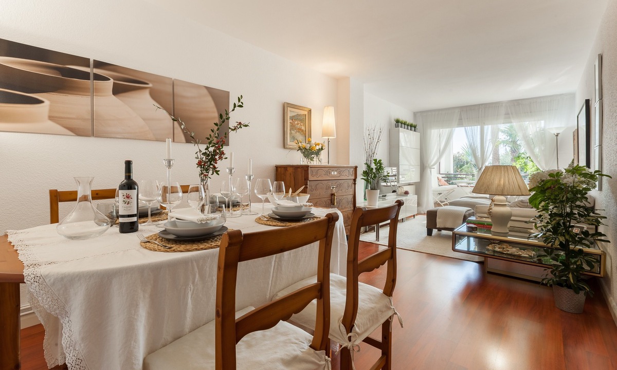 Canet de Mar Apartment | Apartment with Sea View, Shared Saltwater Pool, and Wi-Fi