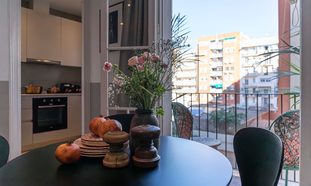 Esquerra de l'Eixample Apartment | CASA CALABRIA 2 BEDROOM